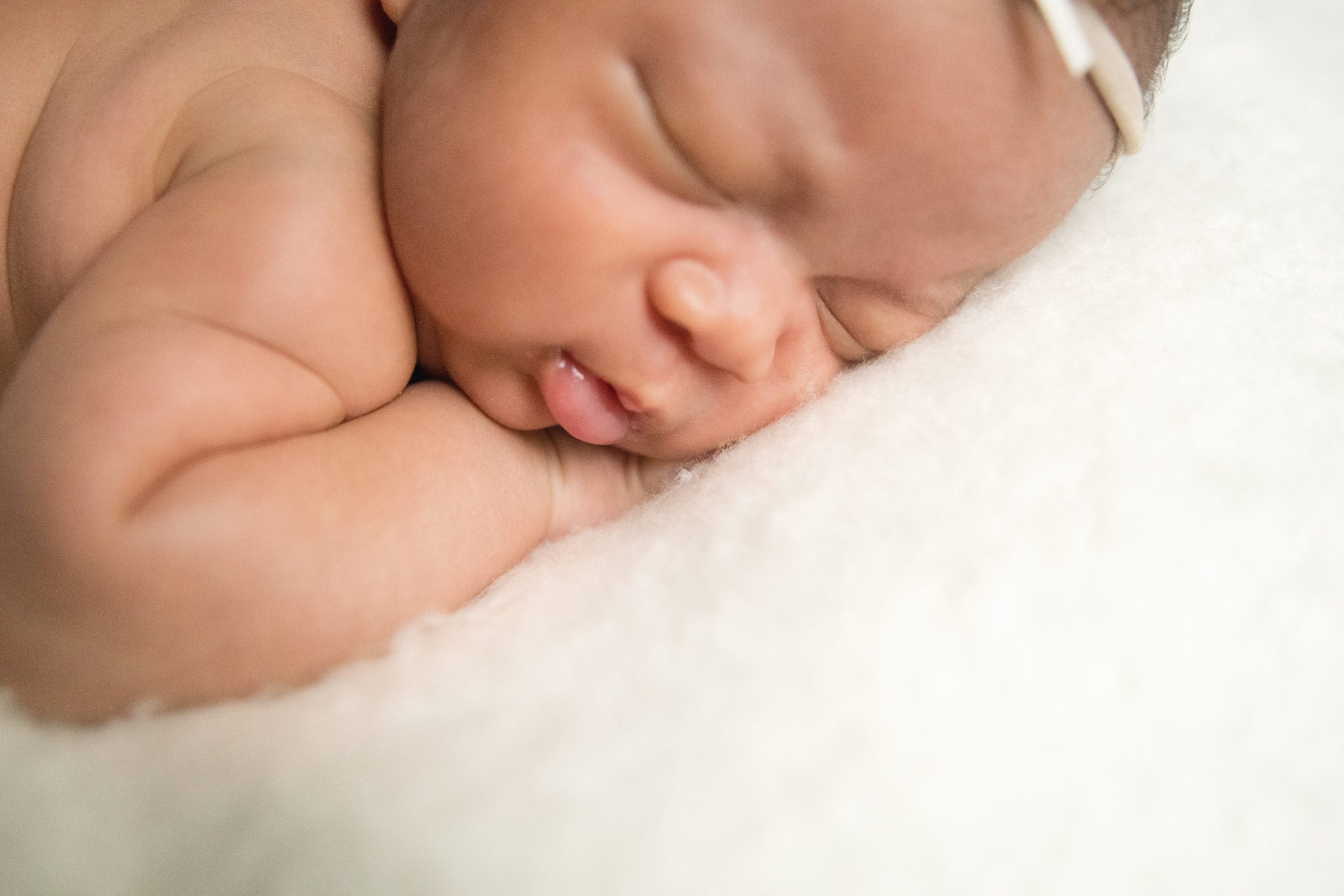 blog
blog post
why family photos are so important
newborn photos
newborn photography
newborn photographer
fleeting moments
memories