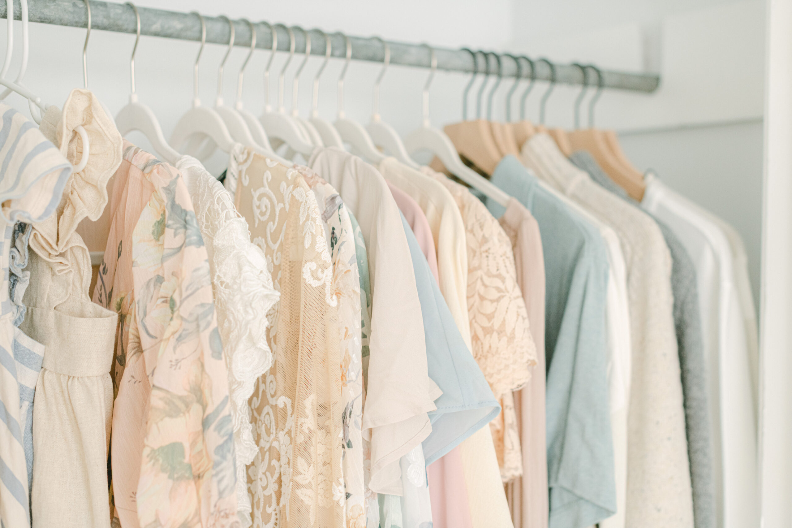 Wardrobe
Client Closet
Complementary
Planning
Styling
Family
Dresses
Sweaters